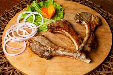 Из бараньей корейки