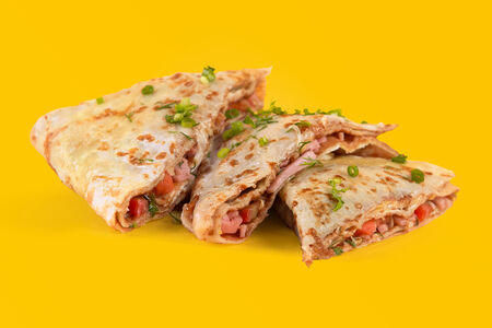 Вьетнамский блин с ветчиной и сыром