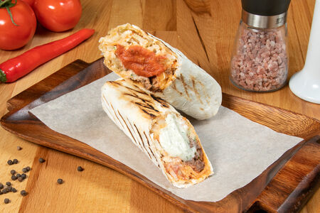 Шаверма с говядиной в лаваше