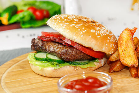 Стейк-бургер