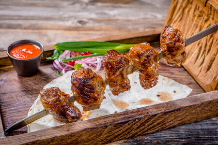 Шашлык из телячьей печени с жирком