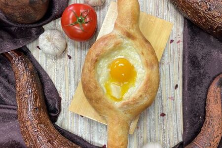 Хачапури по-аджарски
