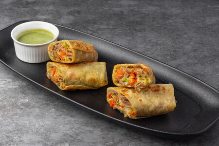 Карри ролл с телятиной Вил Ролл