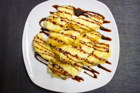 Яблоки в кляре