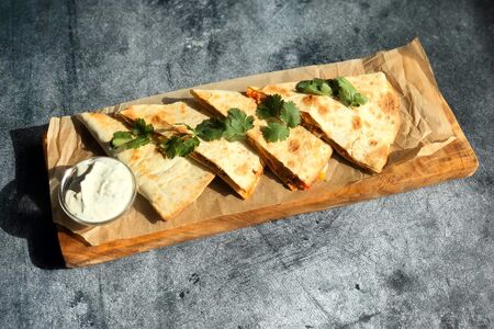 Кесадилья с курицей