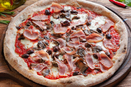 Пицца Капричоза