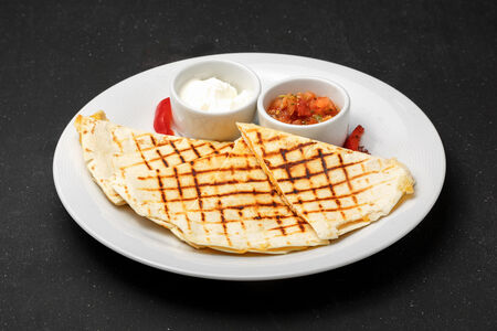 Кесадилья мясная