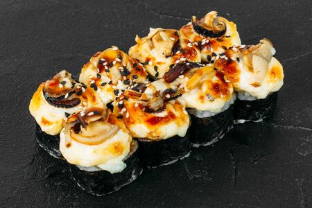 Ролл Мидизапекай