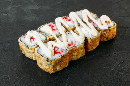 Ролл Хакусан