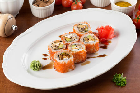 Ролл Тайский с угрем