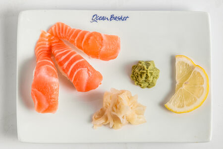 Суши Нигири лосось