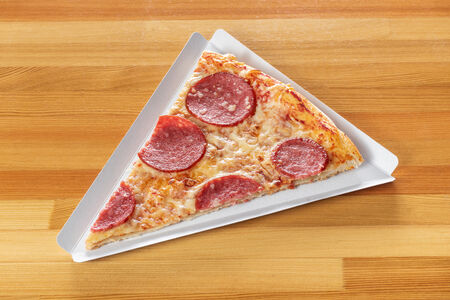 Пицца Пепперони детская (кусочек)