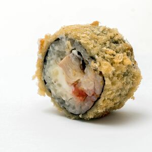 Жареный ролл с угрём