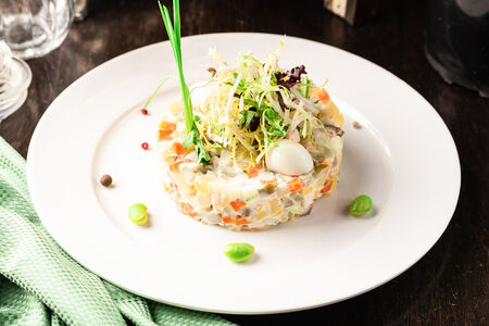 Салат Оливье с индейкой и яйцами перепёлки