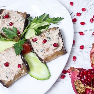 Баклажаны с орехами