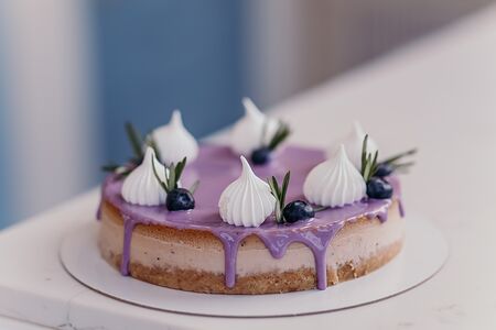 Шёлковый черничный чизкейк
