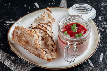 Паштет с бездрожжевым хлебом