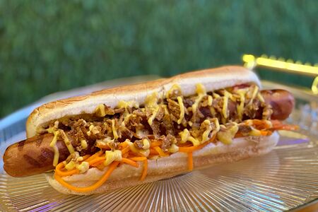 Хот-дог датский с варено-копченой сосиской