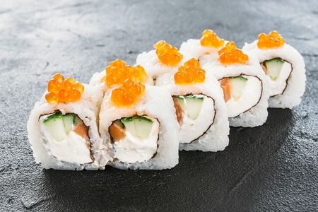 Ролл Томаго маки