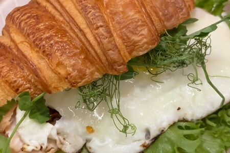 Круассан с курочкой