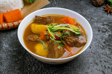 Ком Бо Шот Ванг Com Bo Sot Vang