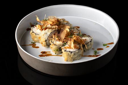 Ролл темпура с лососем