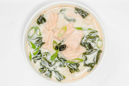 Суп сливочный с лососем