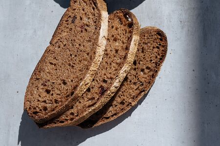 Ржаной хлеб с клюквой