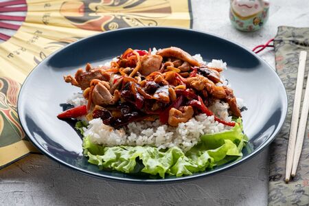 Курица по-китайски с рисом