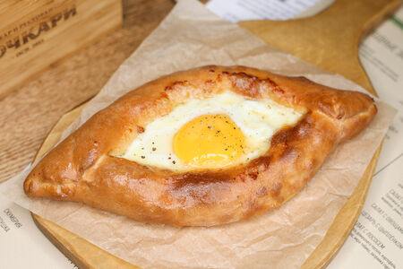 Хачапури по-аджарски