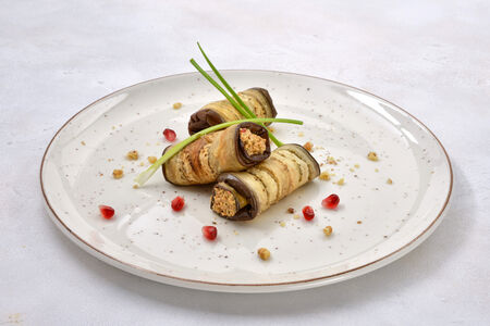 Баклажаны с орехами