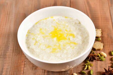 Молочная каша рисовая