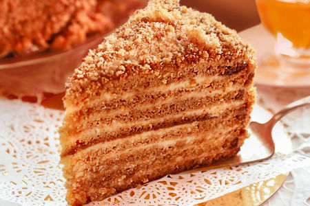 Десерт Медовик