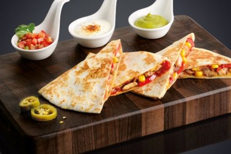 Кесадилья с курицей