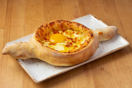 Хачапури по-аджарски