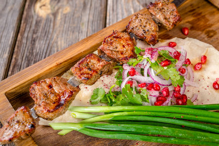 Шашлык из cвинoй шейки