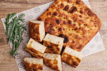 Фокачча с розмарином