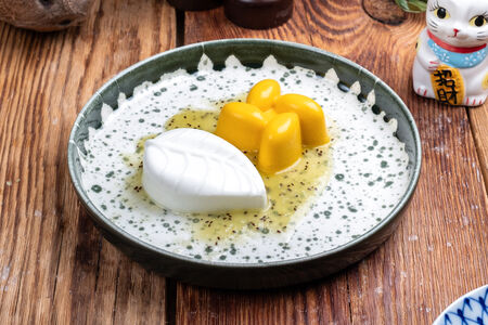 Десерт Панакота с манго