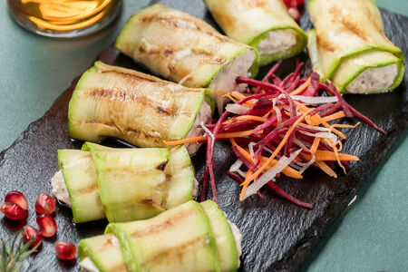 Рулетики из цукини