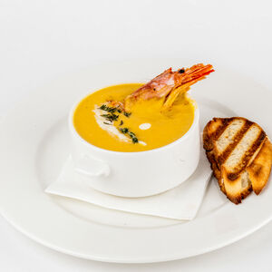 Крем-суп из тыквы с креветками