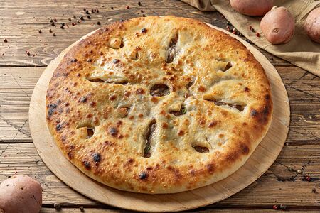 Осетинский пирог с картошкой и говядиной