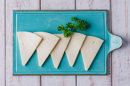 Сыр сулугуни молочный