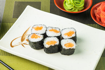 Роллы Хосомаки