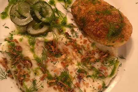 Котлета по-киевски с пюре