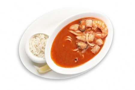 Острый тайский суп Том Ям