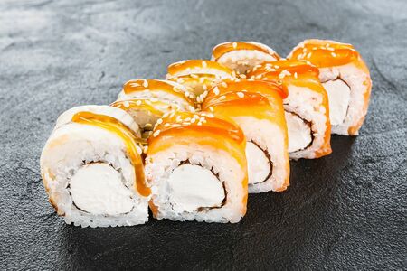 Ролл Радужный дракон