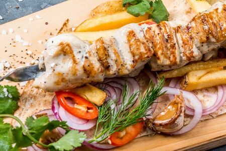 Куриное филе на шампуре