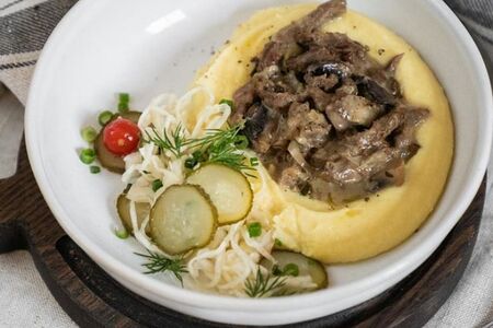 Бефстроганов