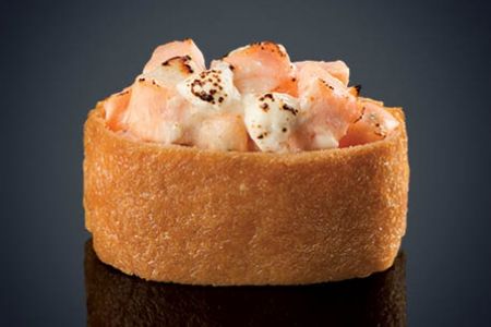 Санингуми Инари Гункан Сякэ