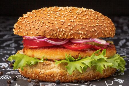 Бургер с курицей